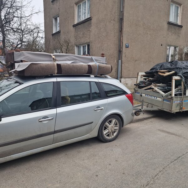 Dzīvokļu atbrīvošana no mantām