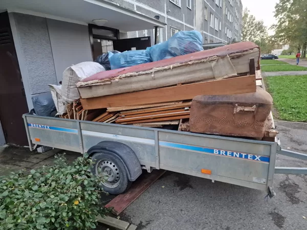 Mēbeļu demontāža, nonešana un izvešana
